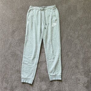Nike grey drawstring sweatpants